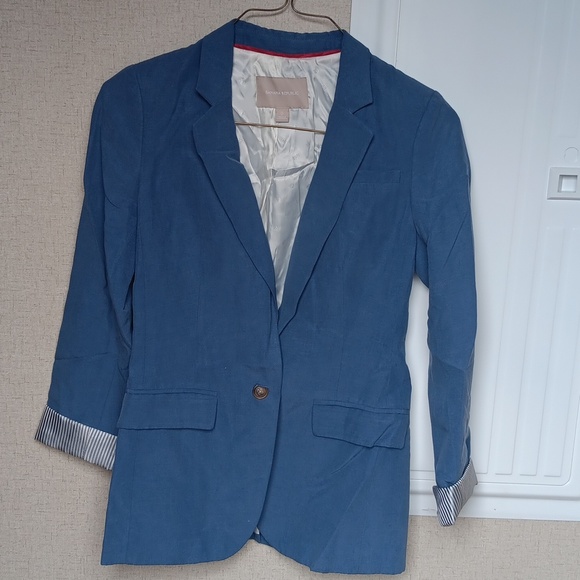Banana Republic Blue Woman's Blazer- Size 9 - Picture 3 of 6